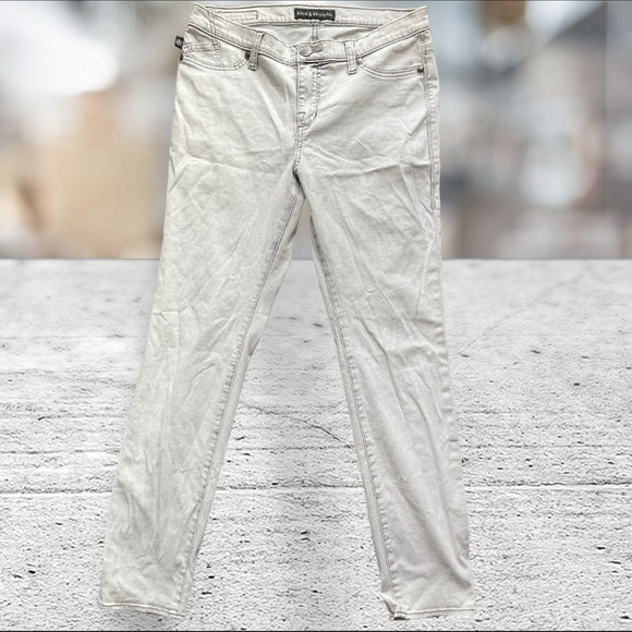 Rock & Republic Kashmiere Jeans - Picture 1 of 8